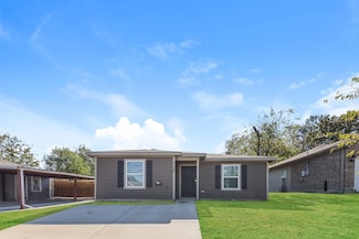 1117 Jones St, Greenville, TX 75401