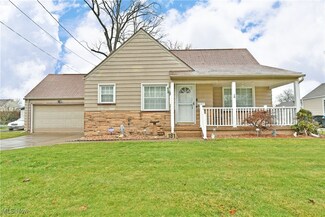 181 Omar St, Struthers, OH 44471