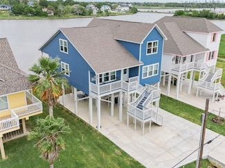 809 Todville Rd, Seabrook, TX 77586