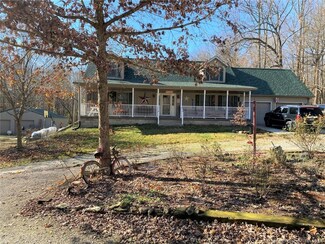 2325 Lanier Dr, Madison, IN 47250
