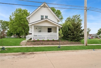 619 I Ave NW, Cedar Rapids, IA 52405