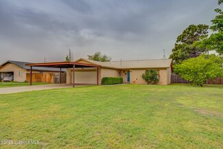 642 S Farmer St, Crosbyton, TX 79322