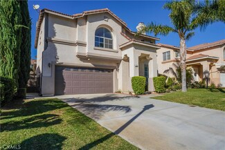 5568 Lone Pine Dr, Fontana, CA 92336