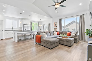 1547 E Cardinal Dr, Eagle Mountain, UT 84005