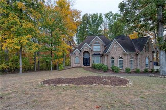 549 Doe Run Dr, Kernersville, NC 27284