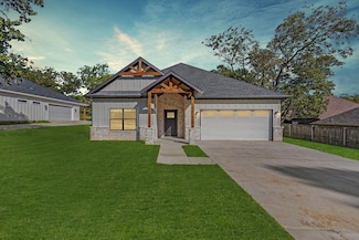 1838 Park Ave, Denison, TX 75020