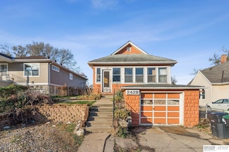 2428 S 19th St, Omaha, NE 68108