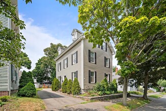 15 Appleton St Unit 1, Salem, MA 01970