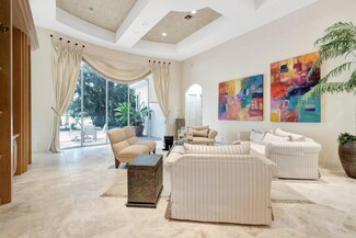 6802 Casa Grande Way, Delray Beach, FL 33446