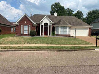 5014 Grand Pines Dr, Memphis, TN 38125
