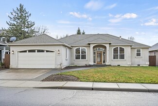 204 Bellerive Dr, Eagle Point, OR 97524