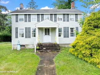 14 S Holmdel Rd, Holmdel, NJ 07733