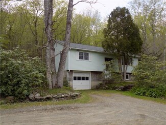 116 South St, Rockport, ME 04856
