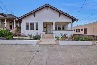 359 Watson St, Monterey, CA 93940