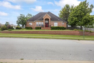 6375 W Greens Chapel Rd, Fayetteville, AR 72704