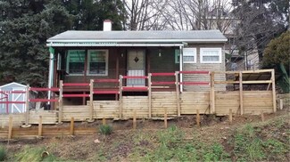 1010 Southside, Spring Hill, PA 15212