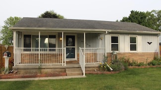 9262 Washington St, Romulus, MI 48174