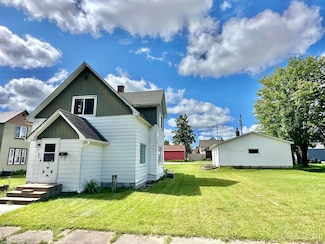 317 Main St, Norway, MI 49870