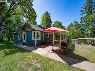 83087 Simonsen Rd, Eugene, OR 97405