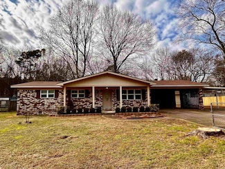307 Bull Bayou Rd, Hot Springs National Park, AR 71913