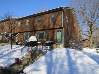 43 Warburton Way Unit 43, Northampton, MA 01060