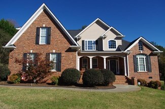 213 Sawgrass Ct, Spartanburg, SC 29301
