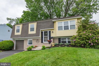 1721 Palomino Dr, Warrington, PA 18976