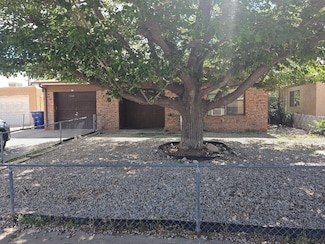 236 Garcia St NE, Albuquerque, NM 87123