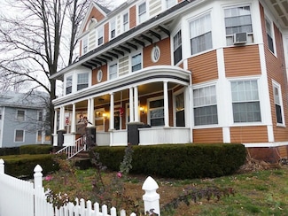 405 Main St Unit 2, Haverhill, MA 01830