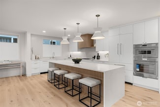 238 4th Ave Unit 200, Kirkland, WA 98033