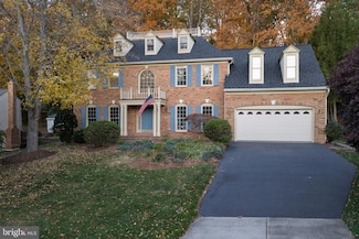 7981 Oak Bridge Ln, Fairfax Station, VA 22039