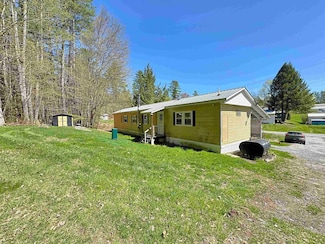 37 Fiske Place, Claremont, NH 03743