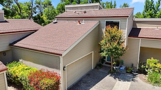 4724 Shade Tree Ln, Santa Rosa, CA 95405