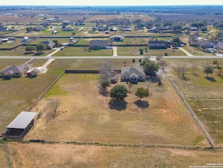 745 Cimarron Square, Poteet, TX 78065