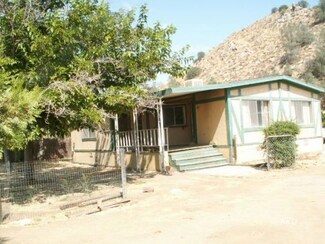 21651 Thompson Canyon Ave, Caliente, CA 93518