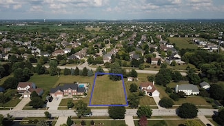 12921 Shelly Ln, Plainfield, IL 60585