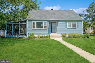 51 Kenwood Terrace, Trenton, NJ 08610