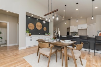 2125 Oxon St, Caldwell, ID 83605