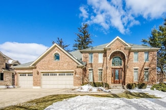 16W734 87th St, Willowbrook, IL 60527