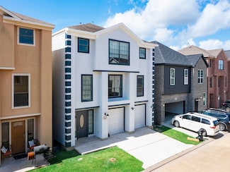 13115 N Bellaire Estates Dr, Houston, TX 77072