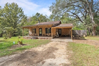 75 Piatonia Rd, Lumberton, MS 39455