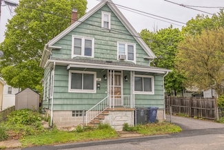 24 Swain St, Dracut, MA 01826