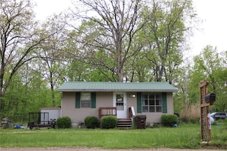 895 Parkway Dr, Bismarck, MO 63624