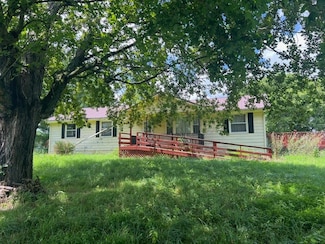 7569 Greenwood Rd, Cross Plains, TN 37049