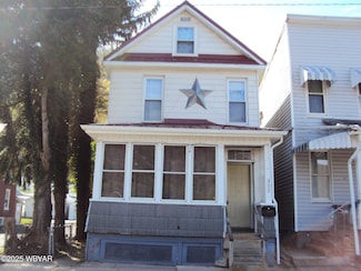 352 Susquehanna Ave, Renovo, PA 17764