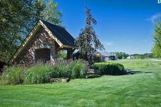 159 Stonegate Ct, Battle Creek, MI 49015