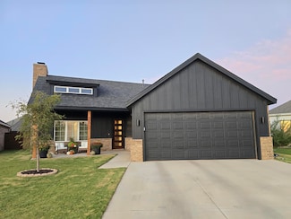 825 N 6th Cir, Wolfforth, TX 79382