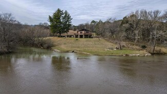 461 Upper River Rd NE, Charleston, TN 37310