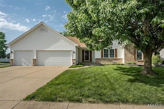 1387 Sunview Dr, O Fallon, MO 63366