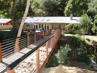 31089 Palomares Rd, Castro Valley, CA 94552